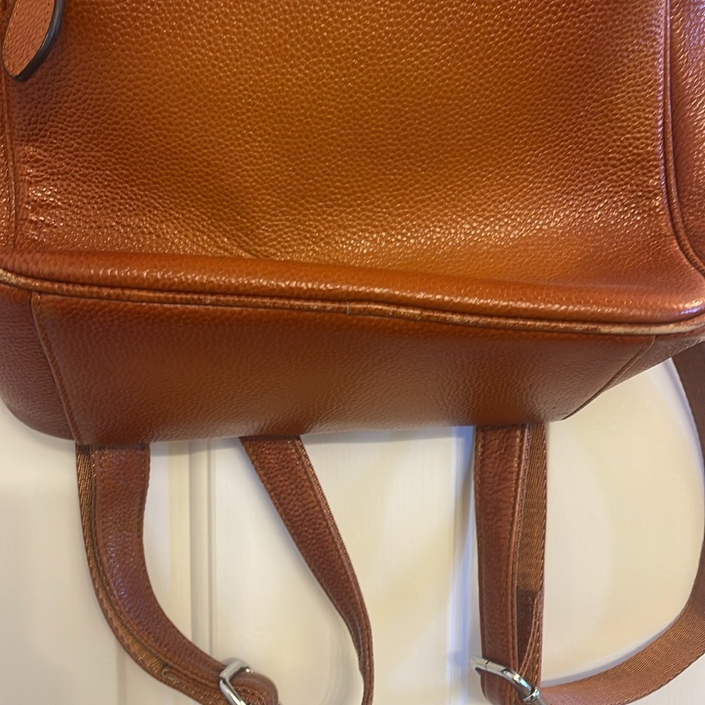 Leather backpack - Picture 2 of 9